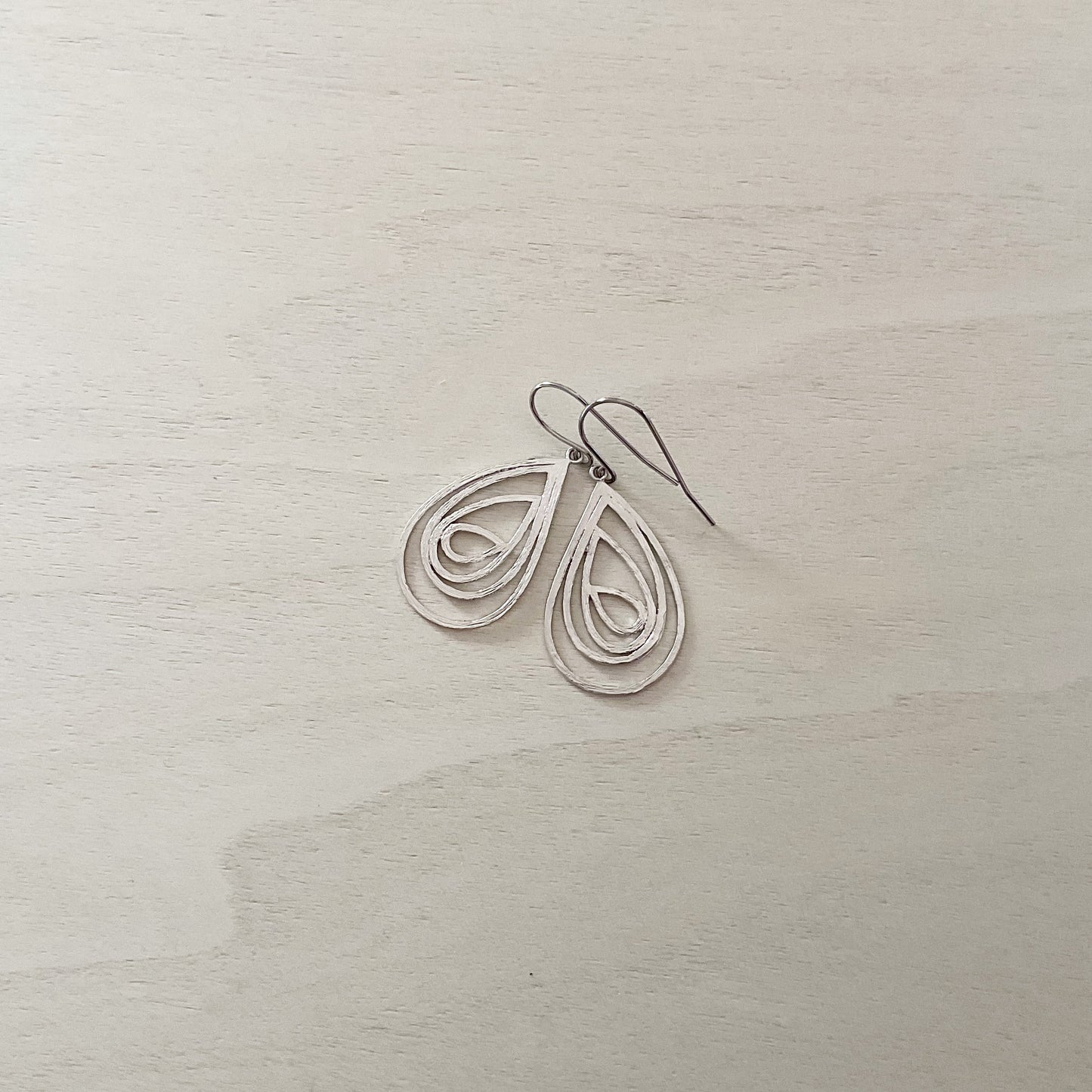Rippled Water Earring Set - Platinum Silver