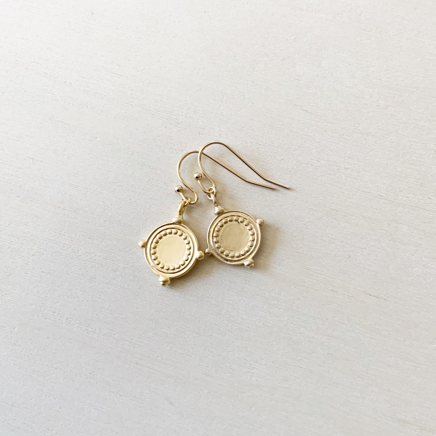 Medallion Series V1 Earring Set - Gold - The Sister Label