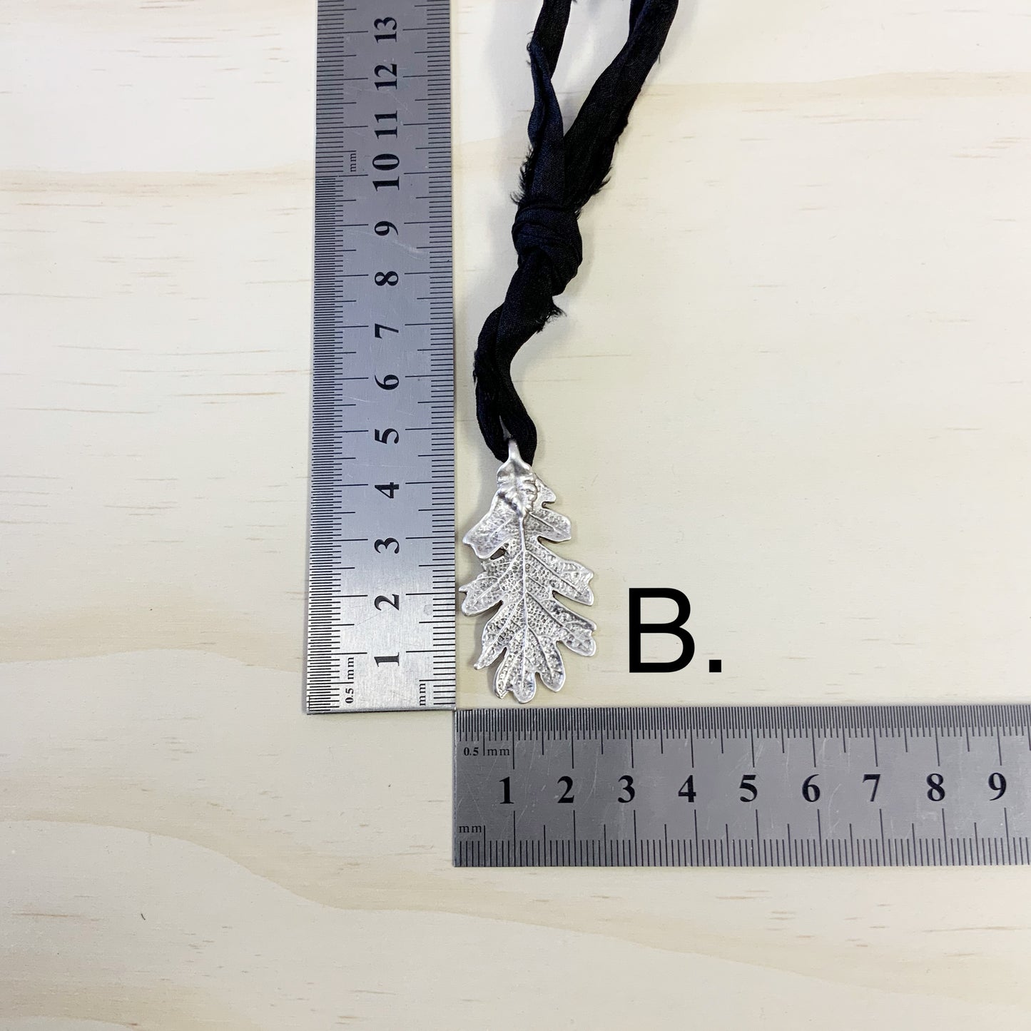 Foraged Leaf Necklace - Oak - The Sister Label